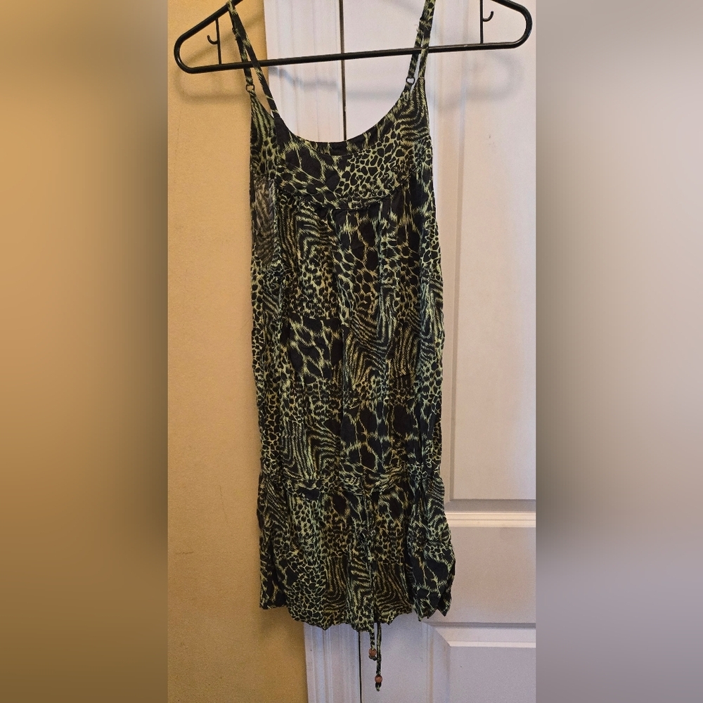 LONDONJEAN Womens Green Black Animal Print Adjustable At The Waist Romper NWOT